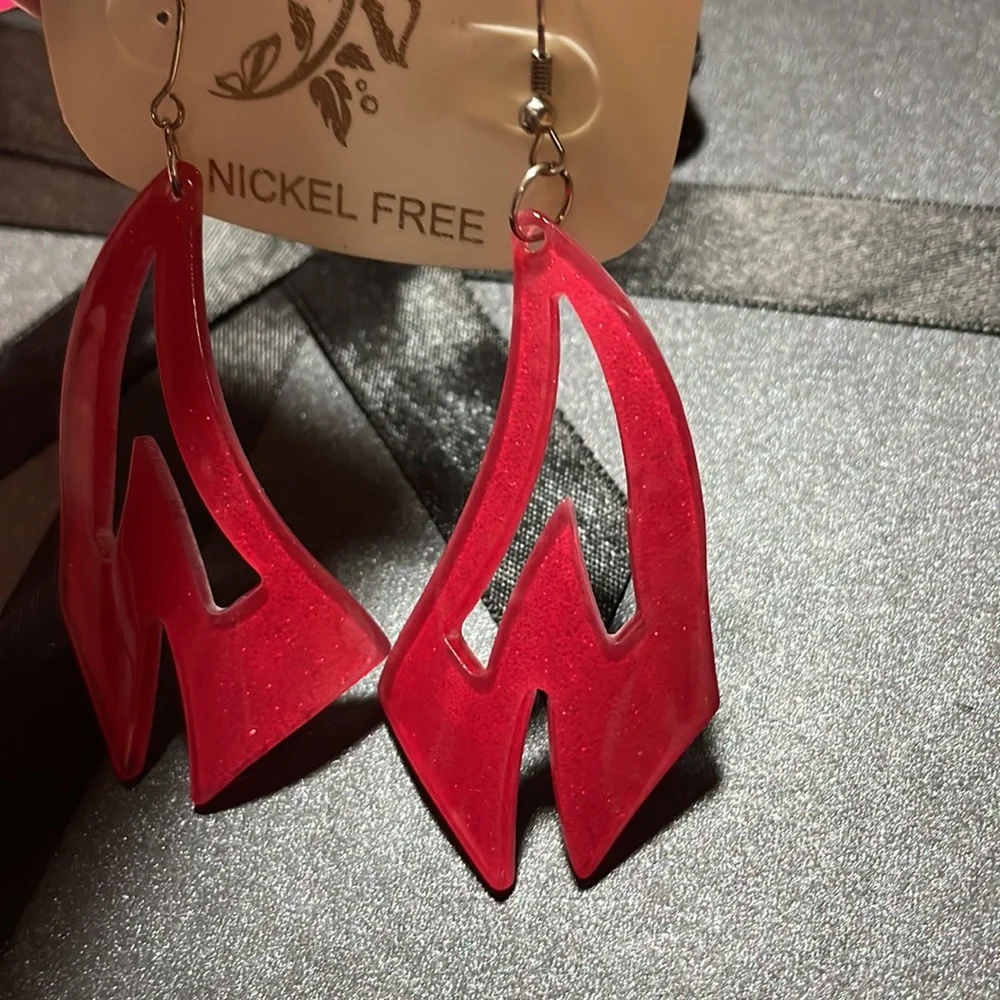 7 for $20 Cut out Acrylic Sparkle Statement Earrings - Picture 2 of 5